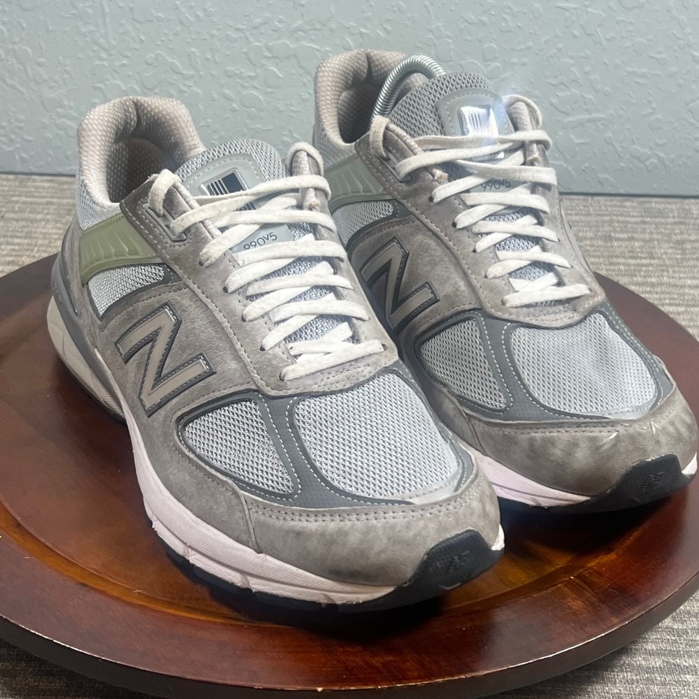 New Balance 990v5 Running Shoes Mens Grey Made in USA Suede Mesh Sneakers Retro